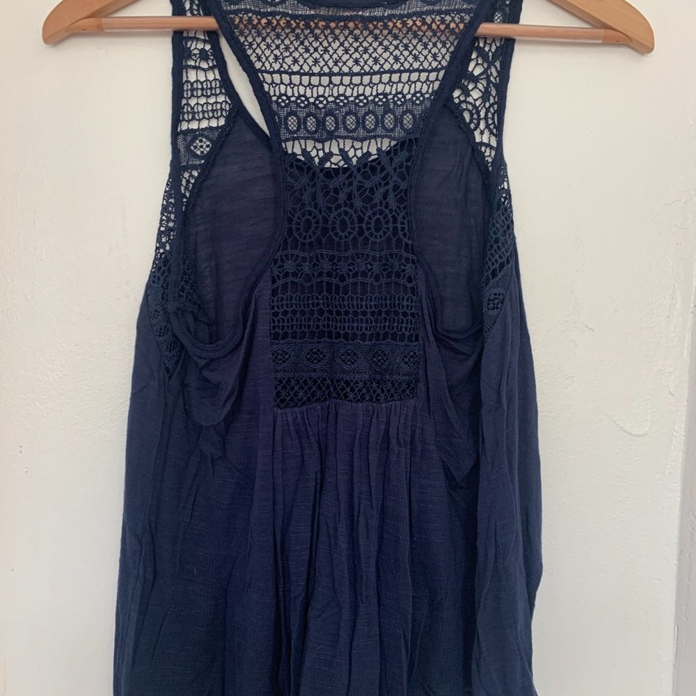 Blue Tank - Picture 2 of 2